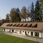 Kaštieľ Kubínyi Hotel Dolny Kubin