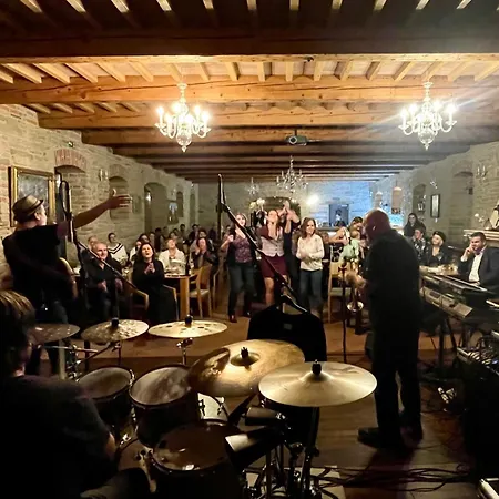 Kastiel Kubinyi (adults Only) 酒店 4*