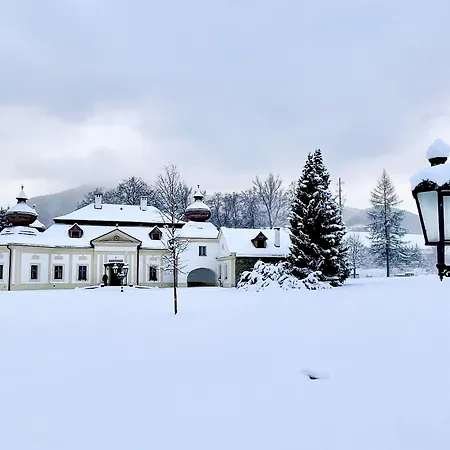 Kastiel Kubinyi (adults Only)