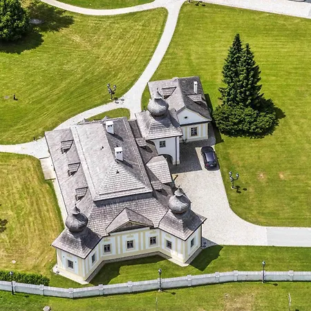 Kastiel Kubinyi (adults Only)