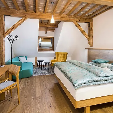 Kastiel Kubinyi (adults Only) 4*